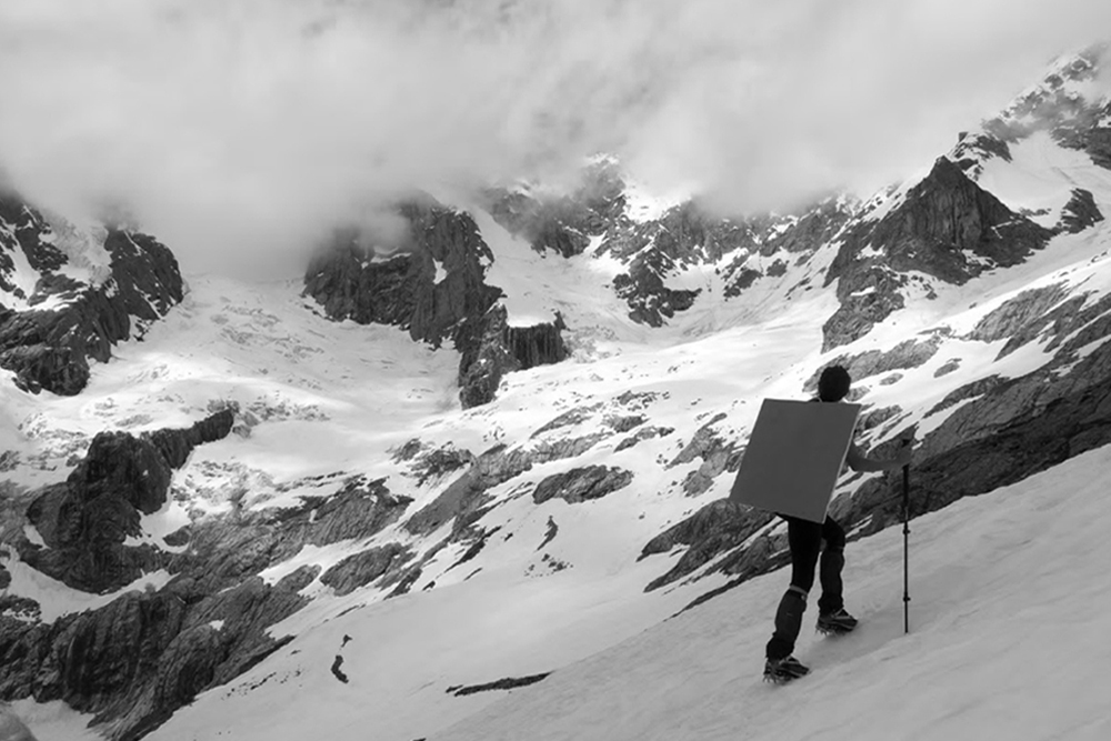 click image to discover Spanish artist series "The Carrier", created in the Swiss Alps.